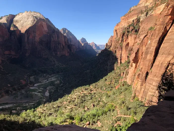 Angels Landing: Spring (Hikes on March 1 -- May 31)