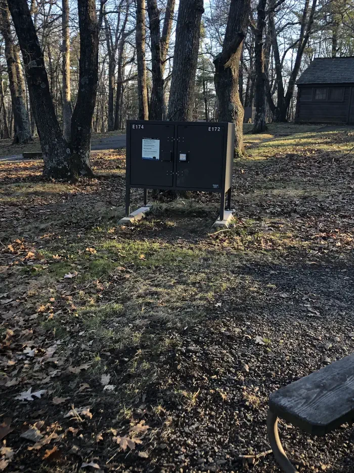 E172