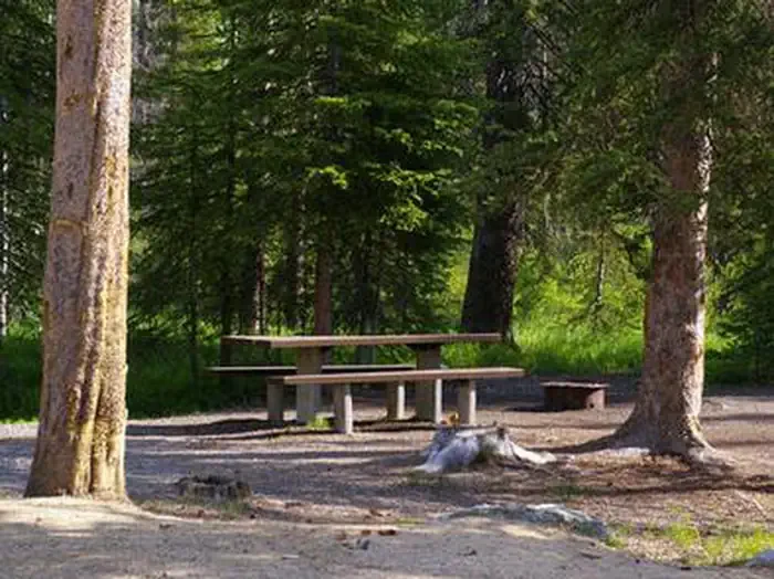 Alturas Lake Inlet