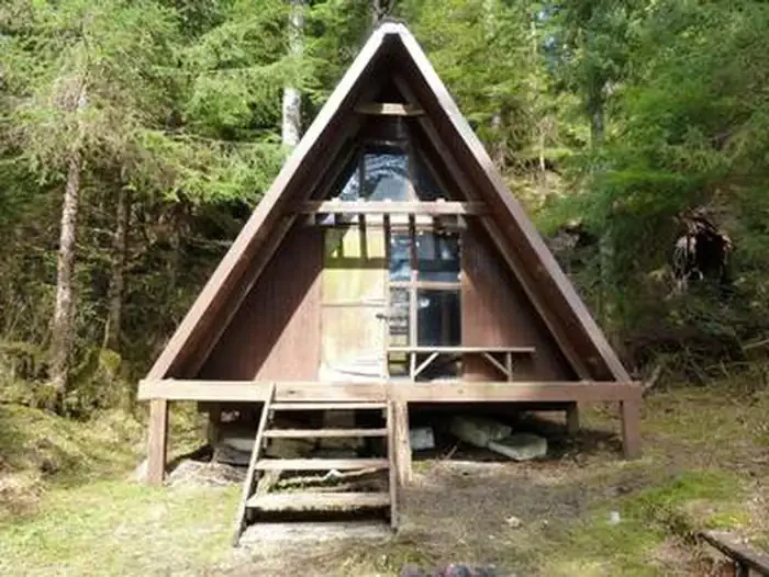 Pybus Bay Cabin