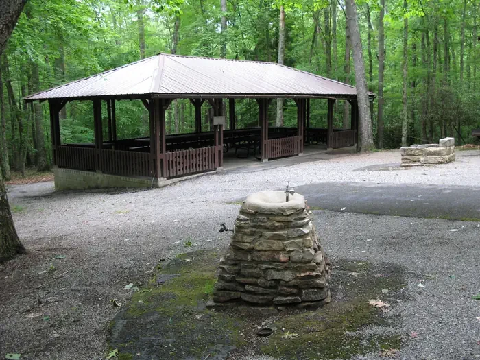 Grandview Shelter 4