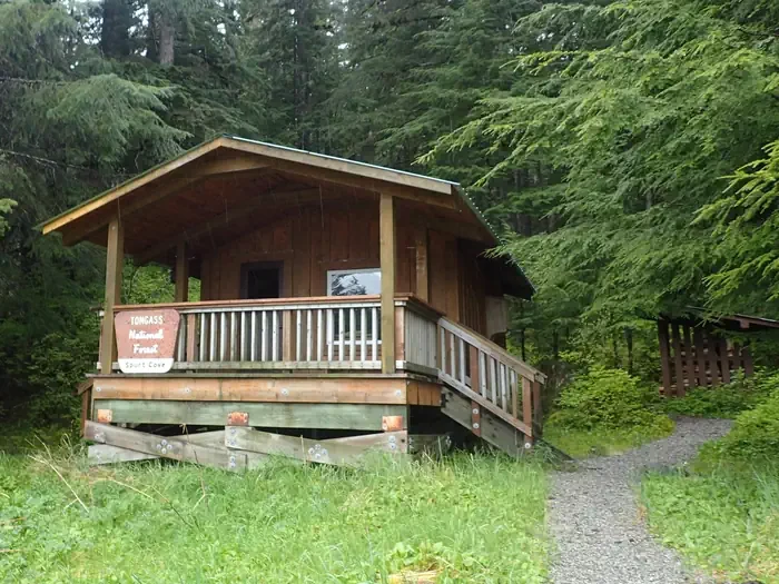 Spurt Cove Cabin